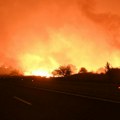 Српски ватрогасци помагали у гашењу пожара код грчког села Проватонас