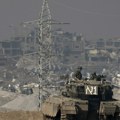 Isplivao novi dokaz - hamas imao komandni tunel ispod sedišta unrwa u Gazi; U izraelskom napadu na Rafu ubijena najmanje 44…