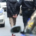 U šupljinama "audija" pokušali da prošvercuju više od 80 hiljada evra: Dvojica uhapšena na granici zbog pranja novca!