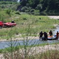 Nišlija umalo nastradao pred detetom: Pozlilo mu kada je ušao u Moravu da dohvati papuču