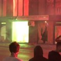 Haos u Valjevu, prostorije SNS u plamenu, na Novom Beogradu šok bombe i suzavac, u Novom Sadu izlupali prozor pokreta…