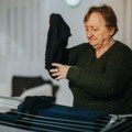 Veš se sporo suši i poprima ustajao miris? Uradite ovo čim mašina završi pranje i rešite problem