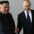 Rusija i Severna Koreja: Putin i Kim, prijatelji u nevolji (i u municiji)