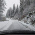 Sneg na putevima kod Ivanjice, Vranja i od Užica do granice sa Crnom Gorom