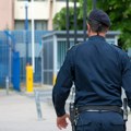 Kurtijevi policajci upali u srpske škole u Leposaviću