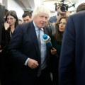 Boris Džonson otkrio u svojim memoarima: "Pokušao sam da ubedim princa Harija da ne napusti Britaniju"