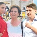 Istina o porodici Emine Jahović: Pevačica nije bila na venčanju rođenog brata, snajka promenila veru i uzburkala odnose sa…