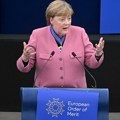 Angela Merkel i Mario Dragi mogući pregovarači EU sa Putinom