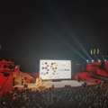Црвеним тепихом прошетали Бјелогрлић, Трифуновић, Јездић, Наташа Нинковић, али и Џон Севиџ: На крцатој Канли кули отворен…