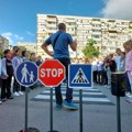 Agencija za bezbednost saobraćaja apeluje na roditelje da pre početka školske godine pripreme decu za saobraćaj
