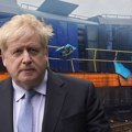 Oglasio se Boris Džonson nakon što je ruski dron na ukrajinskoj granici pogodio voz iza onog u kome se nalazio.