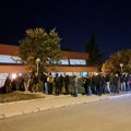 Затварају се бирачка места, рекордна излазност, прошли избори надмашени још у 17х