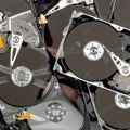 "Izvinite, moramo da uništavamo stare hard diskove": Milioni ispravnih uređaja na deponijama