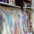 Unikatni ručno rađeni džemperi u Priboju izvoze se u čitav svet – jedan komad ponela i Jelena Đoković na Vimbldonu