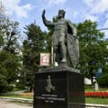 U Sarajevu postavljen spomenik Tvrtku I Kotromaniću, reagovao Stanivuković