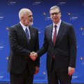 Vučić:U Tirani ćemo čuti evropske zvaničnike, šansa da se urade neke stvari; Kalas: Očekujem normalizaciju odnosa…