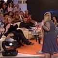 ''Moj muž je spavao sa konobaricom, dok sam se porađala'' Pevačica na ovaj način saznala za prevaru: "u našem krevetu imali su…