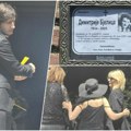 Sahrana Dimitrija Bjelice: Lav i Vila Pajkić slomljeni od bola, člana porodice ispraćaju na večni počinak, tu je i muž Isidore…