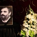 Ženu pokojnog reditelja mnogi nisu prepoznali na groblju: Zna je cela Srbija, Vukobratović je voleo do smrti