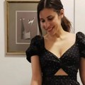 U domu naše glumice dan za slavlje: Iskra obeležava slavu, blista u haljini sa prorezom u njegovom društvu