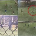 Masakr! Upali na fudbalsku utakmicu i ubijali ljude po terenu (Stravični snimci)