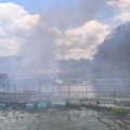 Jeziv snimak borbe vatrogasaca-spasilaca sa ogromnom buktinjom na Adi Ciganliji: Gori na Makiškoj strani!