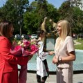 Pogledajte kako sada izgleda kultno mesto na Novom Beogradu! Otvoren potpuno obnovljen "Park ljubavi" u Bloku 1: Vraćen stari…