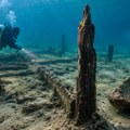 Misterija sa dna jezera! Pronađeno drvo staro 10.500 godina: Naučnici sumnjaju da je deo drevne građevine (foto)