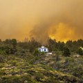 Požar na španskom ostrvu još nije stavljen pod kontrolu: Izgorele kuće, evakuisano najmanje 2.000 ljudi