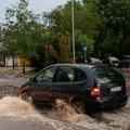 Poplavljene ulice, paralisani delovi grada: Nevreme stiglo i u Suboticu