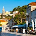 Tiktokerka popljuvala omiljeno letovalište Srba na Jadranu zbog cena, a onda se osvrnula i na Split: "Sram vas bilo! Betonsko…