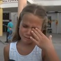 Cela Srbija pamti njen prvi dan škole - Tina iz Obrenovca je danas maturantkinja, evo kako izgleda oproštaj koji je rasplakao…