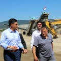 Gradonačelnik Niša obišao kompaniju „Prevozkop“