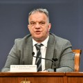 "Škole uglavnom rade redovno, smene su u skladu sa zakonom": Oglasio se ministar prosvete i poslao poruku nastavnicima