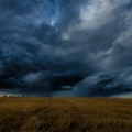 Razvija se strašno nevreme; Meteorolozi upozorili: Može biti opasno po život