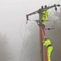 (Foto) otklonjeni svi veći kvarovi na elektromreži: Snežno nevreme u Srbiji napravilo kolaps: Monteri radili danonoćno