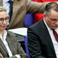 "Ciljano zastrašivanje političkih protivnika": Da li AfD zloupotrebljava poslanička pitanja