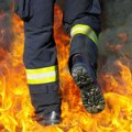 Požar na železničkoj stanici u Boru, vatrogasci se BORE S VELIKIM PLAMENOM