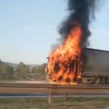 Gori kamion na auto-putu Beograd-Niš, obustavljen saobraćaj u oba smera