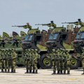 Vojska Srbija se sprema za akciju! Gomila se naoružanje na vojnom aerodromu