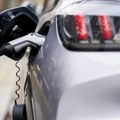 NAJVIŠE ZAHTEVA ZA ELEKTRIČNE AUTOMOBILE IZ PRESTONICE: Subvencije od 5.000 € privlače sve više kupaca - Novi krug u…