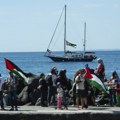 Izrael uhapsio aktiviste sa jedrilice Madlin koji su hteli da isporuče pomoć Gazi