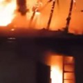 Veliki požar u Valjevu: Cela zgrada zahvaćena vatrenom stihijom, krov potpuno uništen