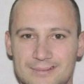 Брутално убиство у Албанији: Пришао бизнисмену, пуцао у њега, па га оставио да умре у ауту! (видео, фото)
