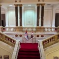 Gde su danas PORTRETI I STARI DRVENI SAT koji su krasili hol starog Suda i kako nadležni komentarišu "ogoljenost" zidova?