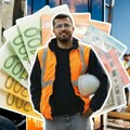 UGOSTITELjI NAJTRAŽENIJI U VOJVODINI Dostavljači hrane zarade do 200.000 mesečno DNEVNICE SU NAJVEĆE ZA OVA ZANIMANjA