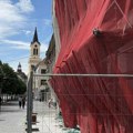 FOTO: Nema više skela – pogledajte kako izgleda obnovljena zgrada u glavnoj ulici