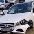 Majka sa dvoje dece povređena u strašnoj nesreći kod Smedereva: Automobil sleteo sa puta (foto)