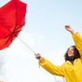 Maglovita jutra, a onda novi obrt! RHMZ otkriva kakvo nas vreme čeka u petak, negde će padati kiša, dok će na severu Srbije…