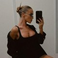 „Ova ide samo privatno cela“: Teodora Džehverović zagolicala maštu golišavom fotkom na jahti FOTO